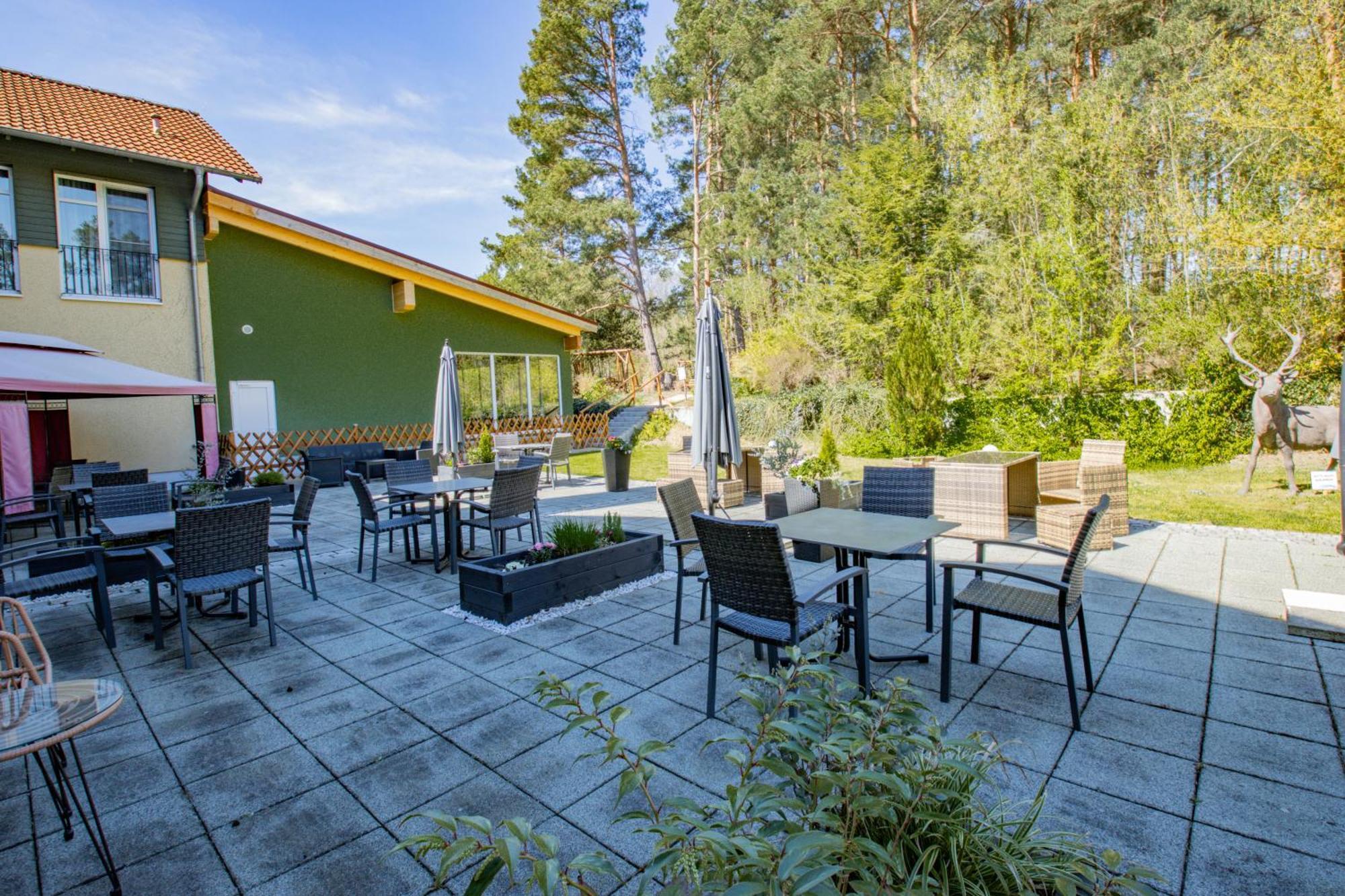 Ferien Hotel Spree-Neisse Neuhausen  Екстериор снимка