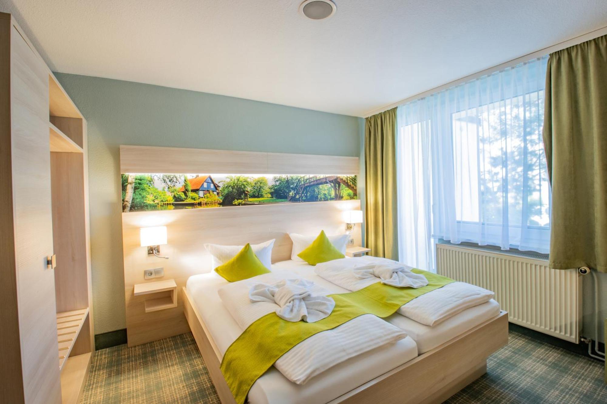 Ferien Hotel Spree-Neisse Neuhausen  Екстериор снимка
